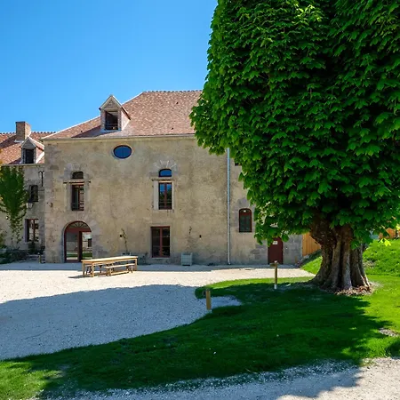 Le Domaine De Richebourg - Pierres D'histoire * Richebourg (Yvelines)