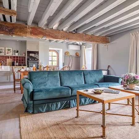 Le Domaine De Richebourg - Pierres D'histoire * Richebourg (Yvelines)