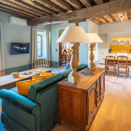 Le Domaine De Richebourg - Pierres D'histoire * Richebourg (Yvelines)