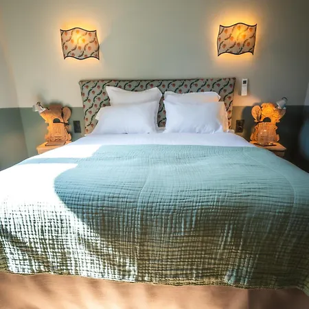 Le Domaine De Richebourg - Pierres D'histoire