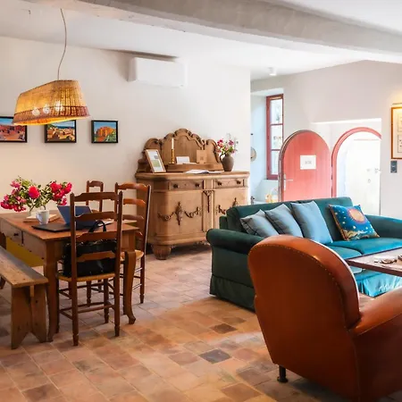 Le Domaine De Richebourg - Pierres D'histoire