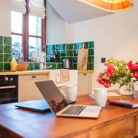 Feriehus Le Domaine De Richebourg - Pierres D'histoire