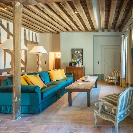 Le Domaine De Richebourg - Pierres D'histoire *