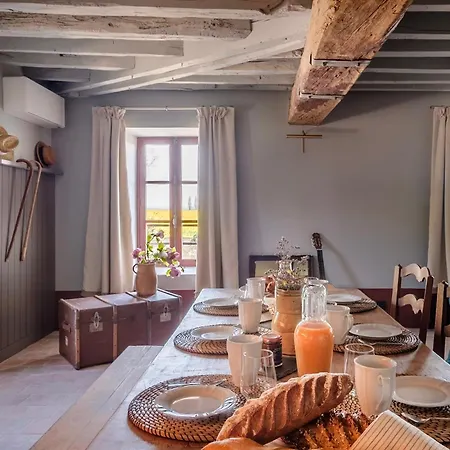 Сasa de vacaciones Le Domaine De Richebourg - Pierres D'histoire